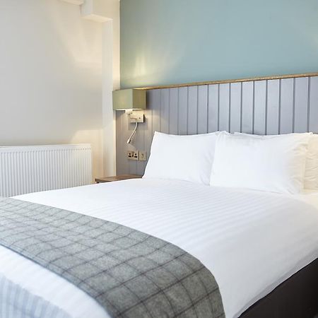 New Inn By Greene King Inns Newport  Exteriör bild